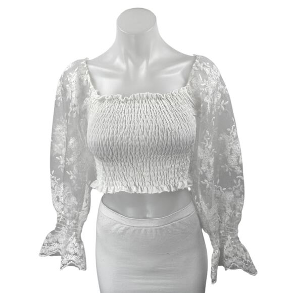 NEW Bellavie Women's White Floral Balloon Long Sleeve Smocked Crop Blouse Top S - Picture 1 of 5